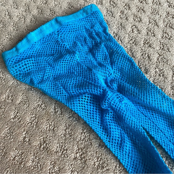 Tights, Teal Gothic Fishnet - Picture 2 of 5
